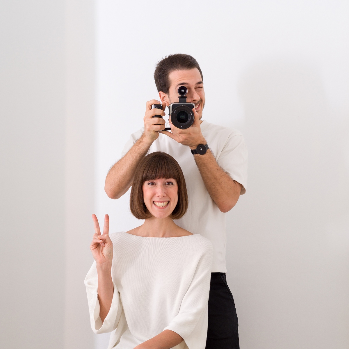 來自西班牙的Anna & Daniel，曾入選富比士歐洲30歲以下傑出青年。創作曾與可口可樂、Netflix、Disney、Adobe等眾多國際品牌合作。（圖片提供：古北町藝文有限公司 GUBEIDING.）