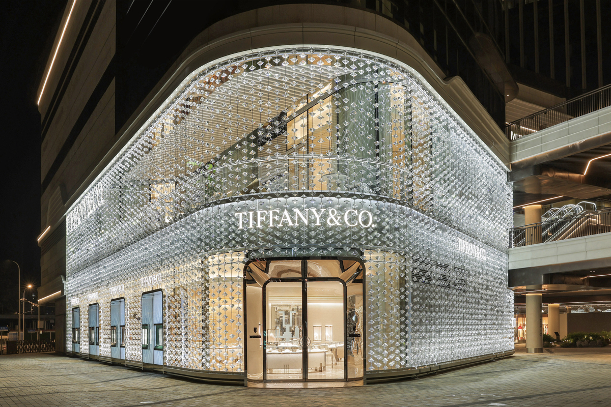 MVRDV設計Tiffany & Co.北京旗艦店建築！經典Bone Cuff手鐲線條化為半透明玻璃帷幕