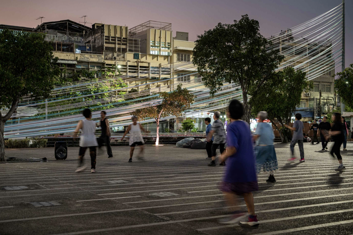 平凡路燈變身市民聚所！曼谷High Line Bangkok將城市基礎建設昇華為城市公共空間