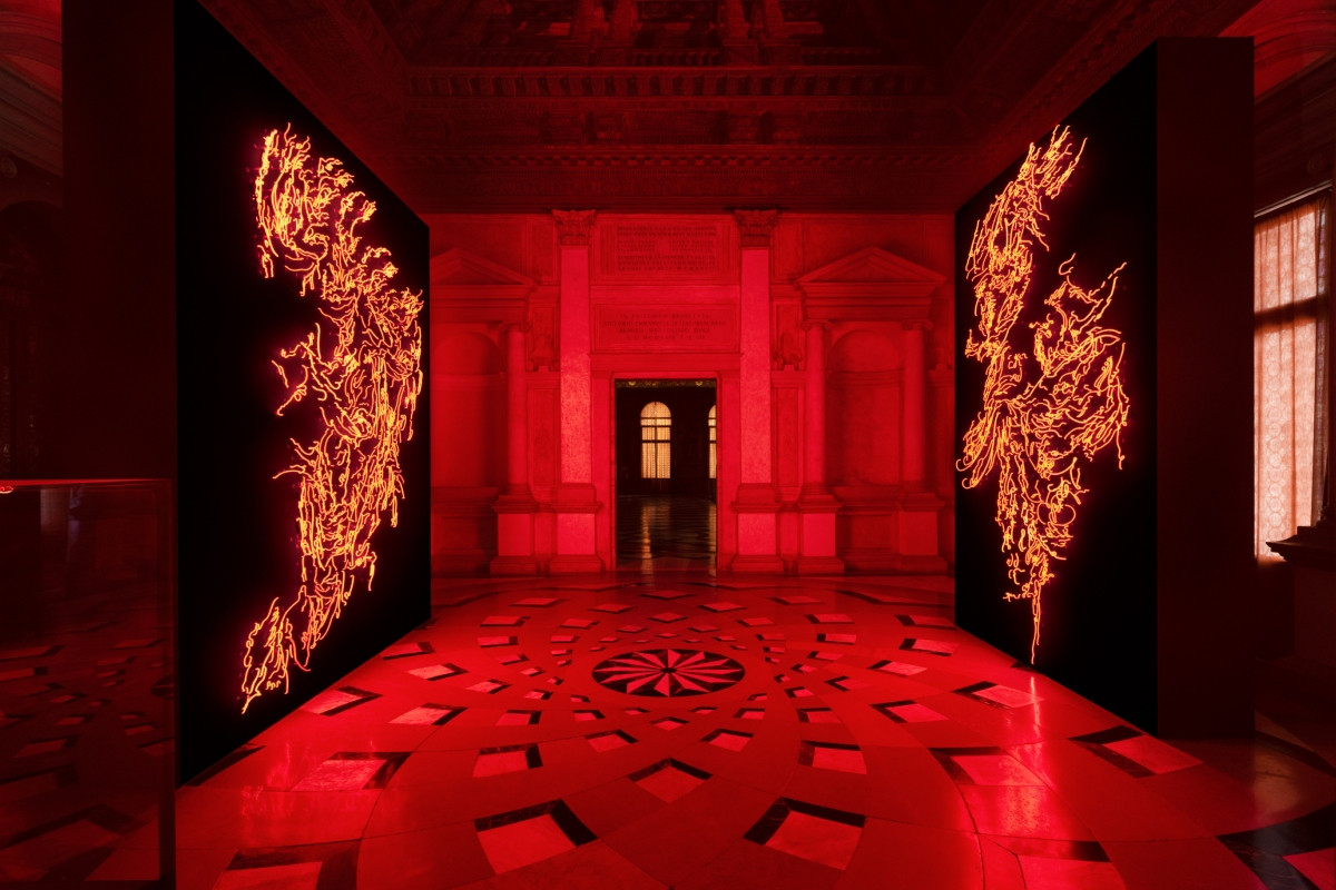 裝置《Fragments of Fire Worship》。（圖片提供：Bvlgari）