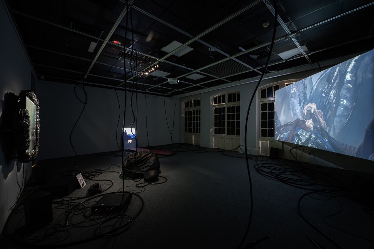 黃紫瑜《N.A.G.H.A.》（圖片提供：台北當代藝術館、攝影：ANPIS FOTO 王世邦）
