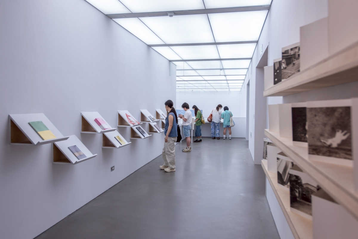 高美館《漂流宴》展場一隅（圖片提供：高美館）