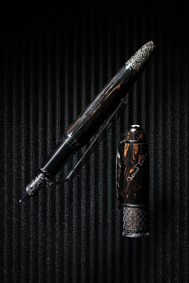 丹尼爾笛福特別款書寫工具。（圖片提供：Montblanc）