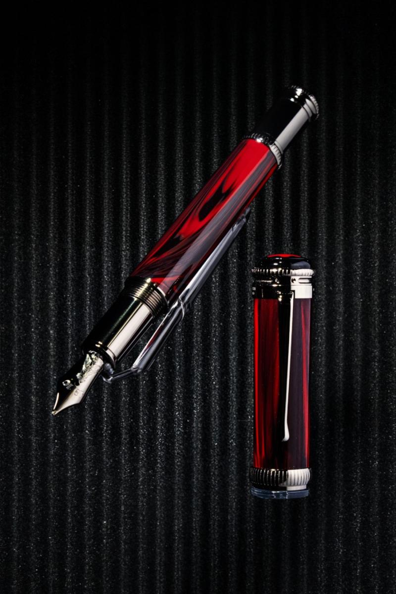 布拉姆斯托克特別款書寫工具。（圖片提供：Montblanc）