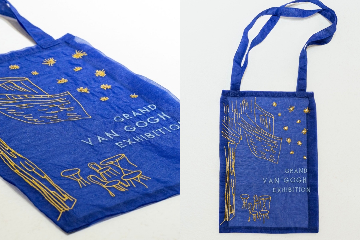 東京展場限定的刺繡提袋（圖片來源：大梵谷展 X@gvangogh_tokyo）