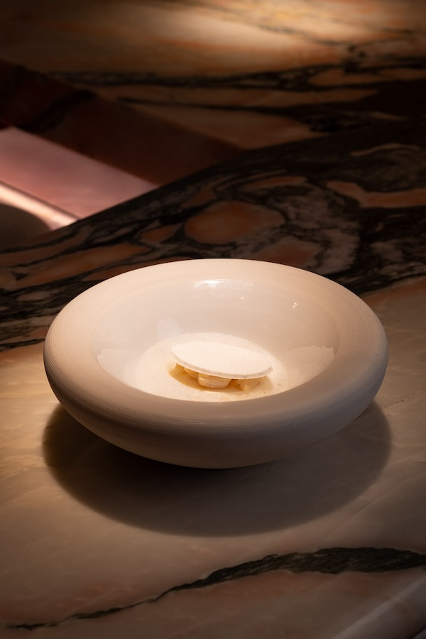 SEASON甜點劇場「超現實搖滾」打破你對經典法式甜點的印象！舒芙蕾包肉泥、雞肝喬裝成焦糖布蕾