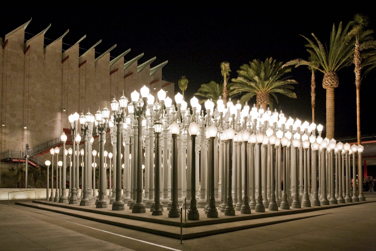 洛杉磯郡立美術館LACMA新館「David Geffen Galleries」揭幕！274公尺混凝土巨獸降落LA