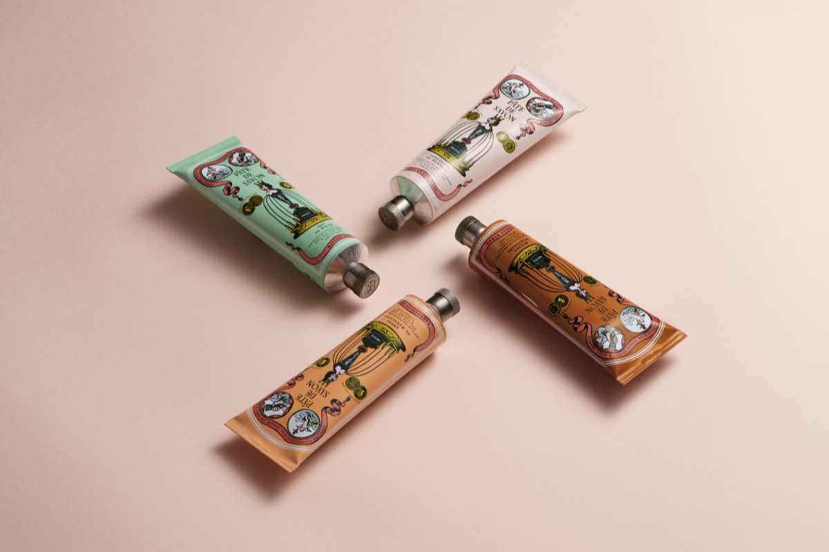 夏季香氛推薦！Acqua di Parma藍色地中海、Jo Malone英倫田園、Maison Margiela日不落幕等10款香水