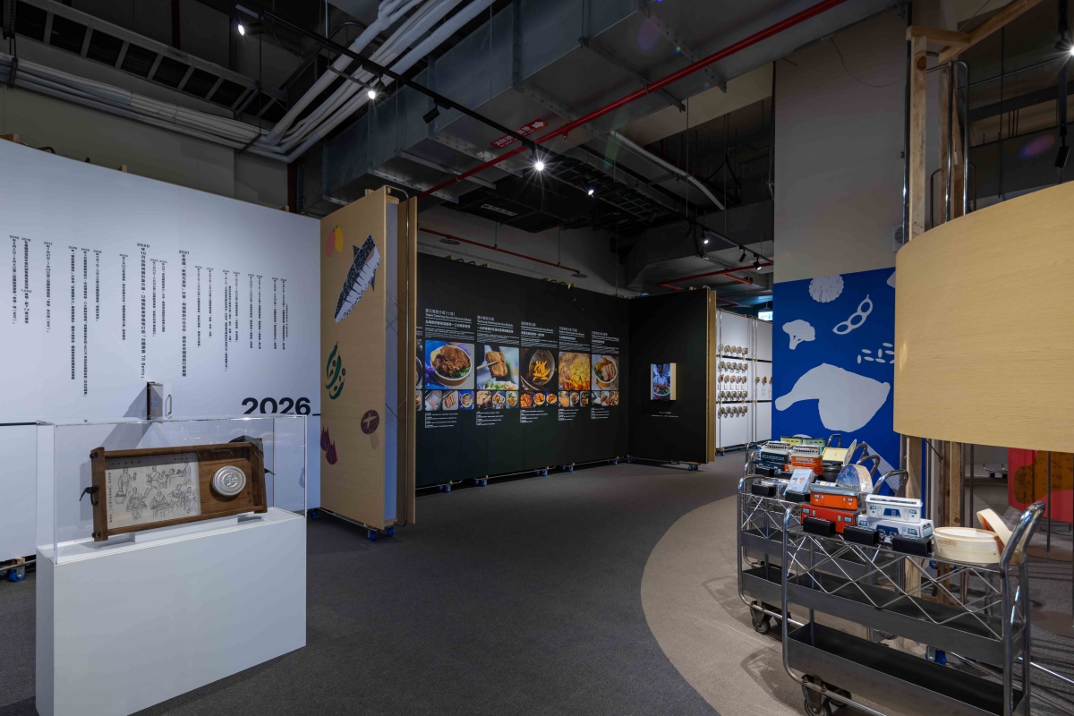 展區還能看到臺北、七堵、臺中、高雄、花蓮、臺東6大餐務室展區的特色介紹。（圖片提供：鴻梅文創）