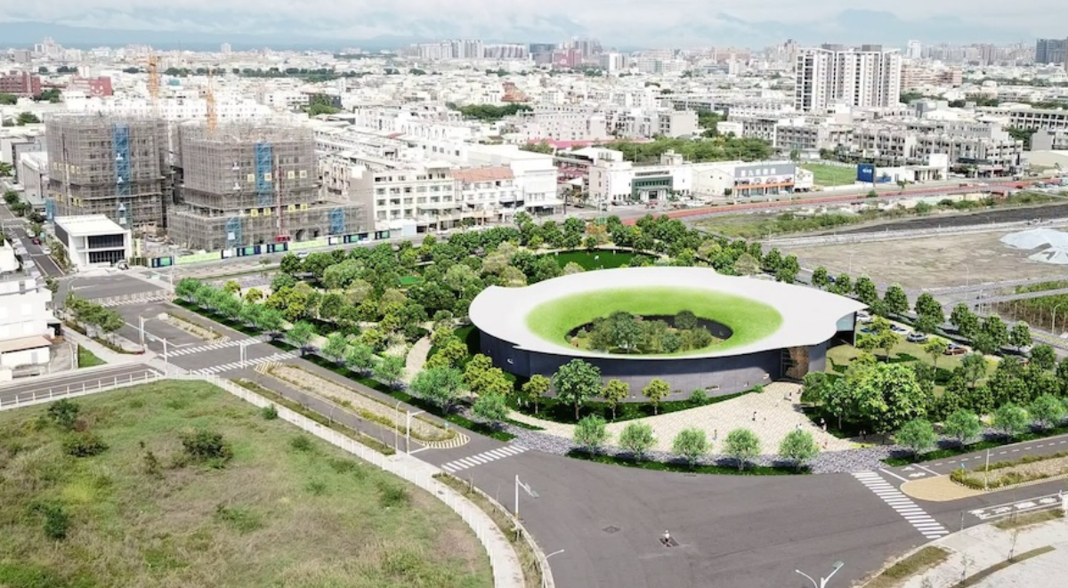 伊東豊雄設計台南「李科永紀念圖書館」！以曲面環狀結構和綠意屋頂，築起象徵圓滿的閱讀天地