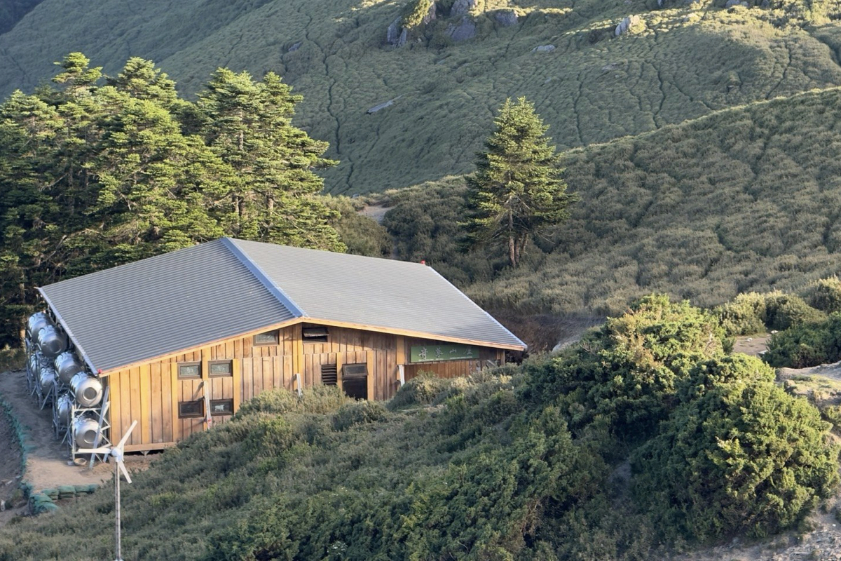 太魯閣「奇萊山屋」8月試營運！以國產木材打造，一座友善環境、會呼吸的綠能山屋