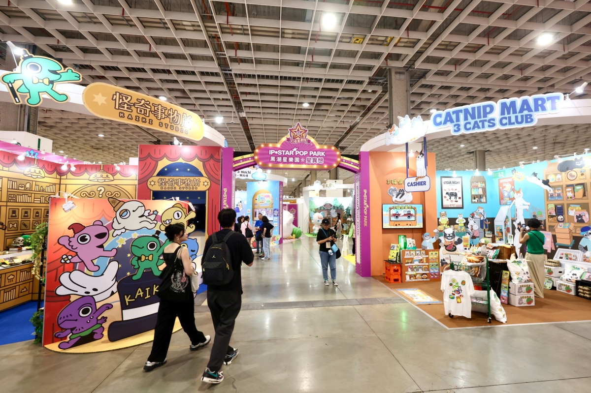 「黑潮星樂園」透過劇院式展廳規劃，打造結合故事力、視覺奇觀與商業潛力的奇幻樂園，帶領觀眾與全球買家深入探索臺灣原創IP的多元宇宙。（圖片提供：文化部）