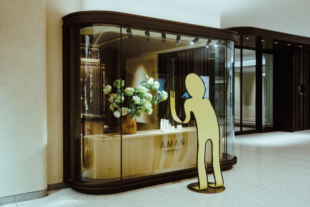 法國藝術家Jean Jullien創作展《The GUESTS》即日起至2026年9月30日登陸安縵姊妹酒店迦努東京。（圖片提供：Janu）