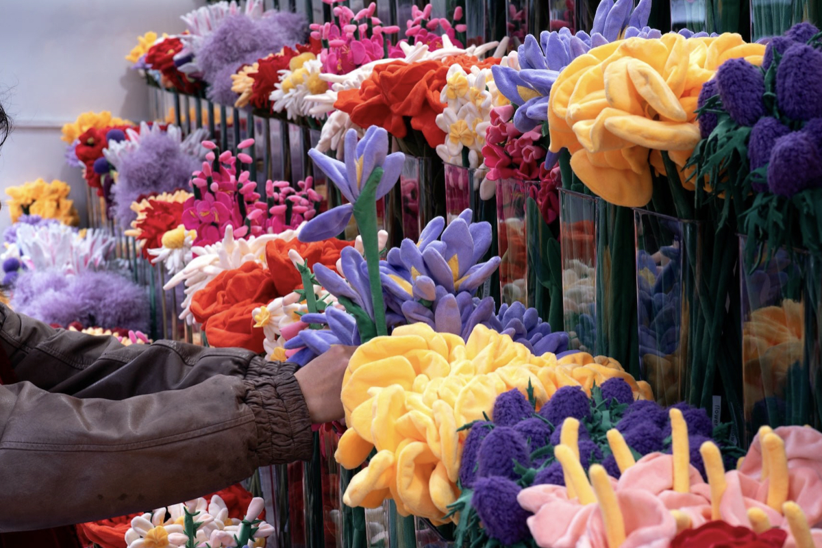 「Flower Shop絨毛花店」8/28快閃微風廣場！百種繽紛花卉＋台灣限定款齊登場