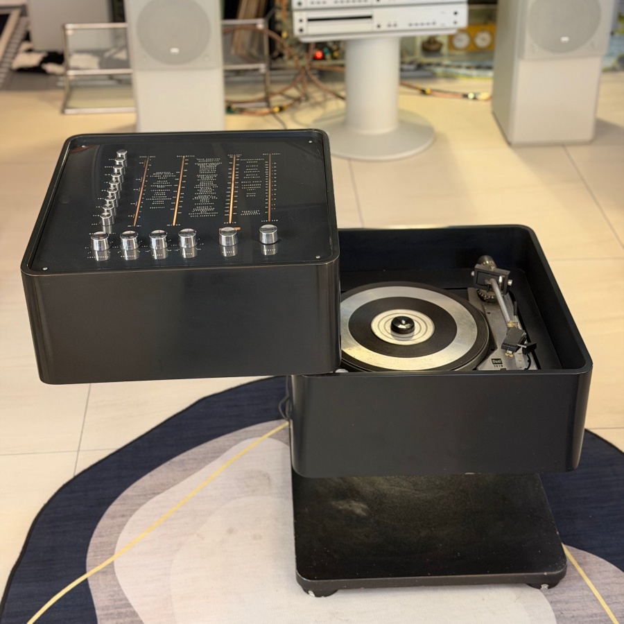 WEGA 3300 Hi-Fi System。（圖片提供： 橘豆Deco Orange）
