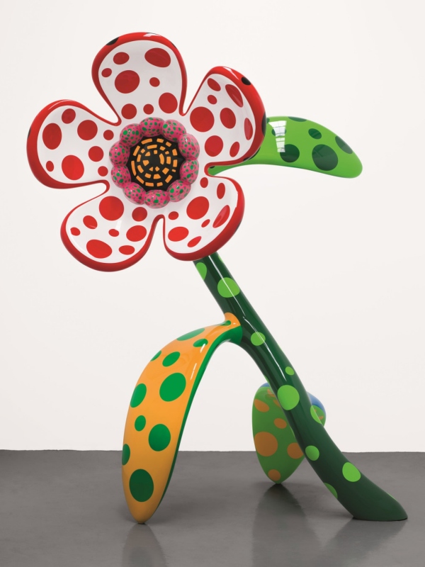 Yayoi Kusama, 'Flowers That Speak All about My Heart Given to the Sky', 2018. Painted bronze, 300 x 211 x 203 cm. Collection of the artist. Courtesy of Ota Fine Arts, Victoria Miro and David Zwirner. 