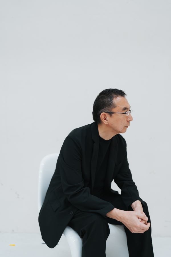 藤本壯介相信建築不脫人與人之間的信任、交流與理解。（攝影：KRIS KANG）