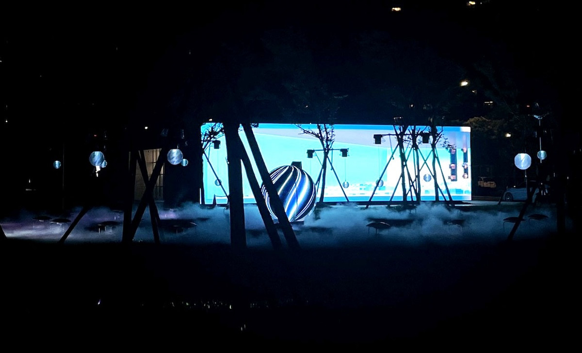 桃美館戶外空間首度開放！2026台灣設計展在桃園《城市之鏡》光雕展演登場