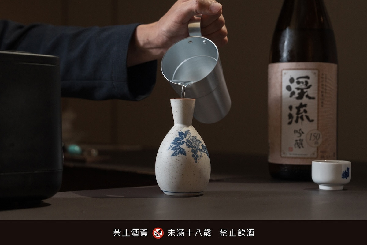 台北「和庵清酒舖」！世界冠軍唎酒師張鴻亮策選酒單，「五行選酒」揭日本酒多元風貌