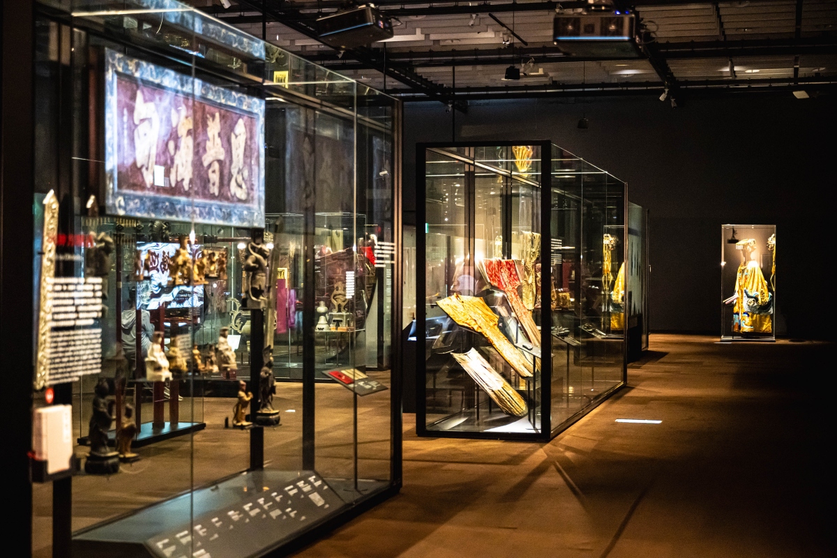 展覽以媽祖信仰隨人群流動與發展為主軸，呈現不同時代與地域的人們如何理解與傳承媽祖信仰。（圖片提供：臺史博）